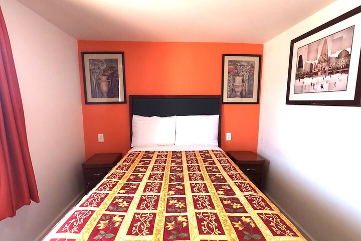 Room 13 of 14