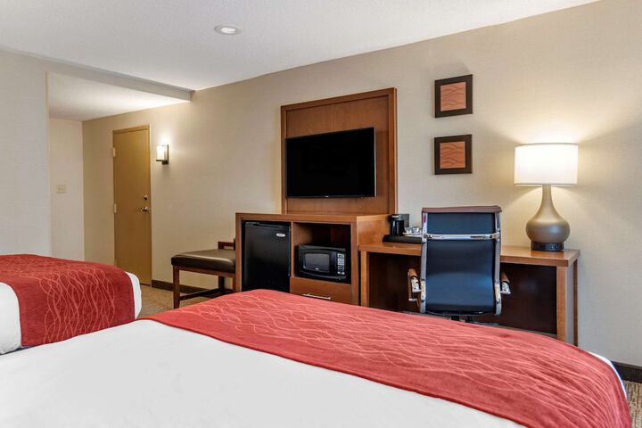 Room 28 of 39