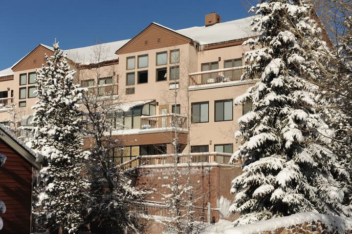 Hotel 9 of 72