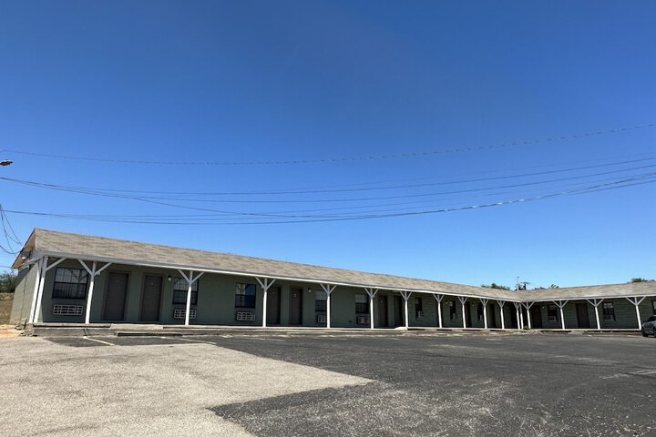 Llano Motel