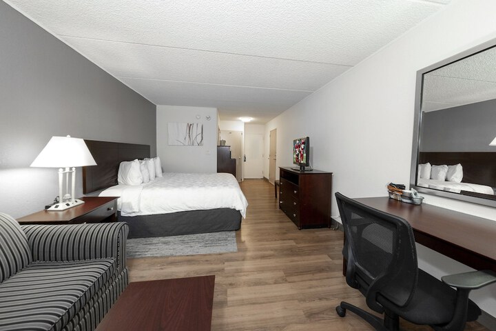 Room 15 of 50