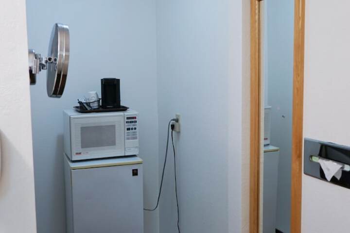 Room 44 of 76