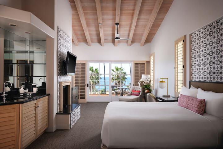 La Valencia Hotel