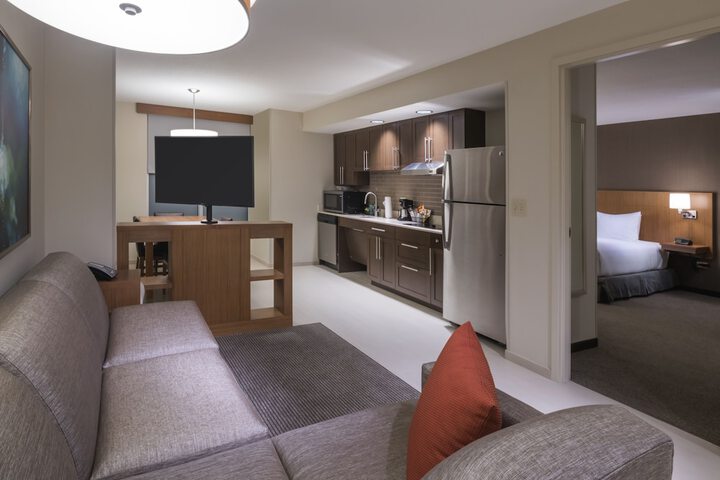 Hyatt Place Marlborough / Apex Center