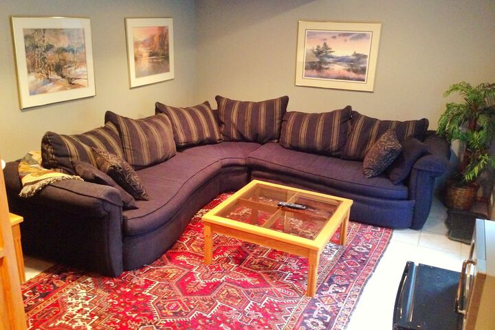 Room 8 of 20