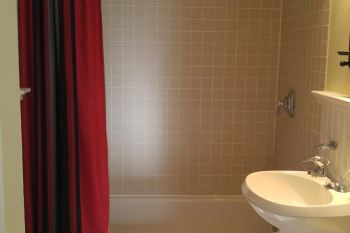 Elevate Rooms at 66 Montague