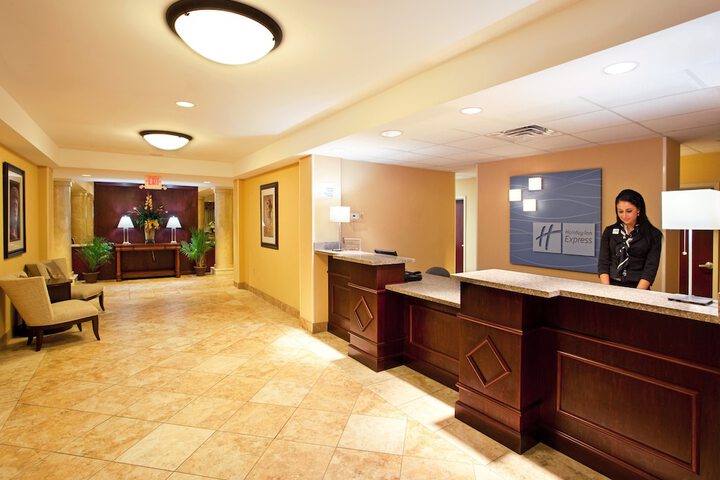 Hotel Interior 8 of 41