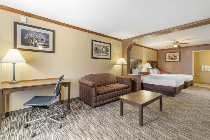 Room 26 of 37