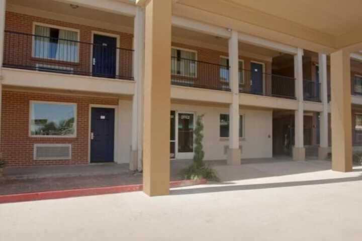 Hotel 2 of 14