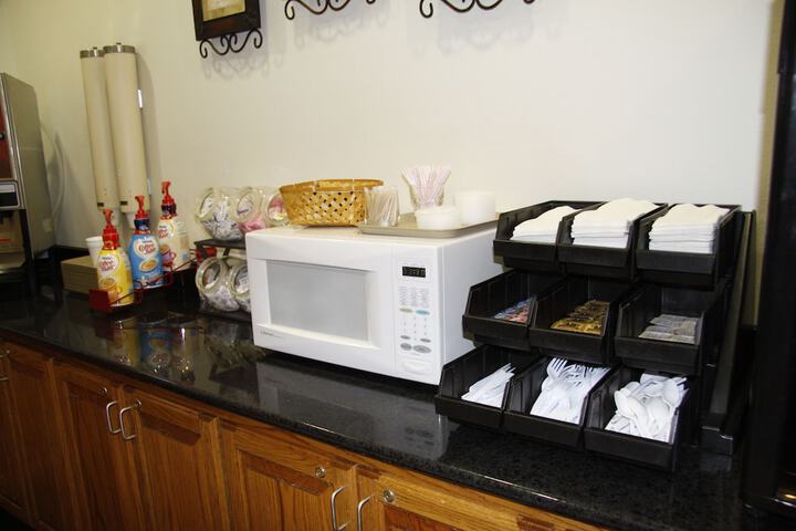 Breakfast/Coffee Service 37 of 60