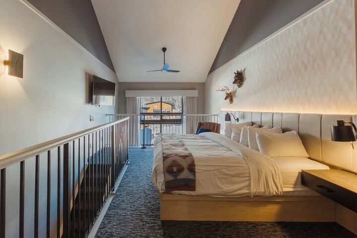Everwild Canmore Hotel