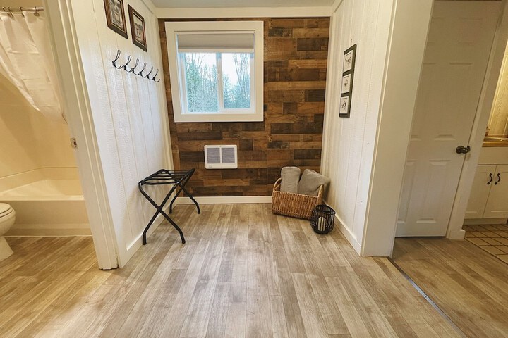 Room 12 of 70