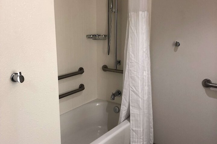 Room 19 of 50
