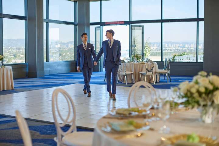 Ballroom/Hall 89 of 106