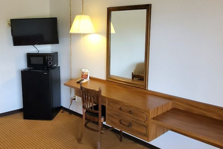 Room 35 of 51