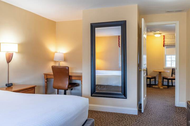 Port Inn and Suites Portsmouth an Ascend Collection Hotel