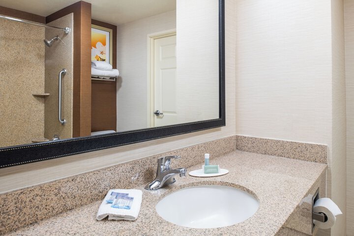 Fairfield Inn and Suites by Marriott Sacramento Elk Grove