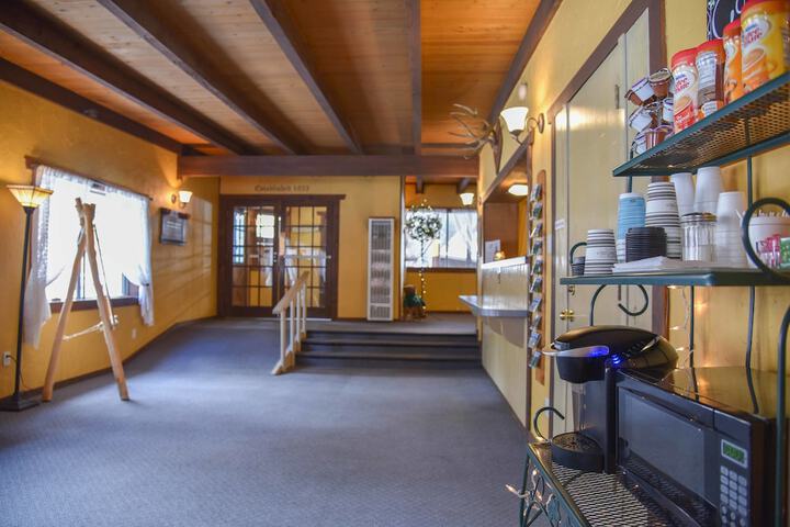 Hotel Interior 27 of 157