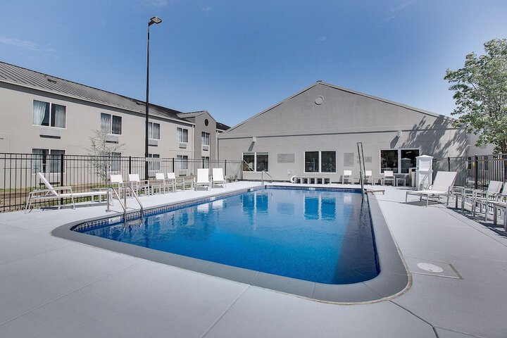 Pool 7 of 38