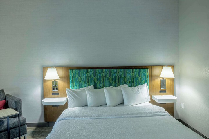 Room 29 of 42
