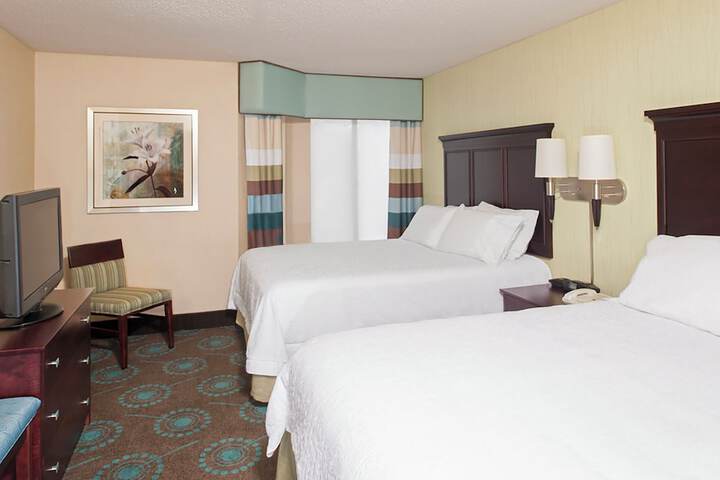 Room 10 of 42