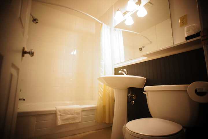 Room 15 of 35