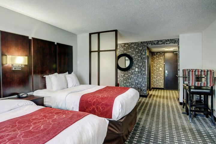 Room 8 of 36
