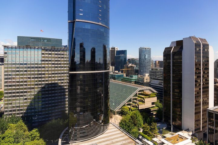 Sheraton Vancouver Wall Centre