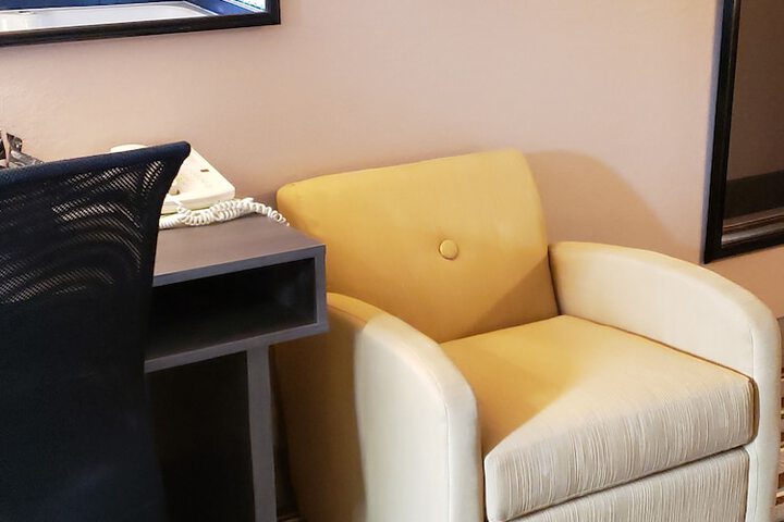 Room 18 of 51