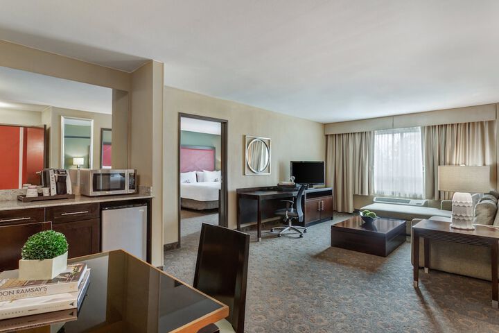 Room 53 of 115