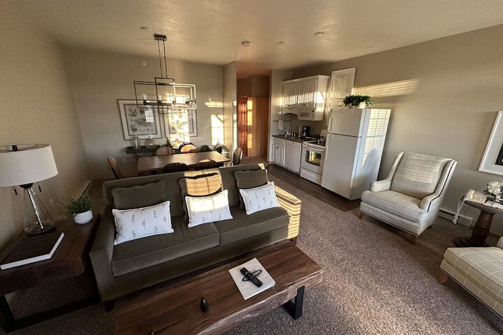 Birchwood Lodge