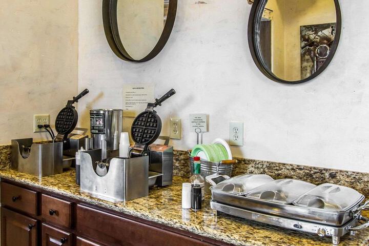 Breakfast/Coffee Service 41 of 42
