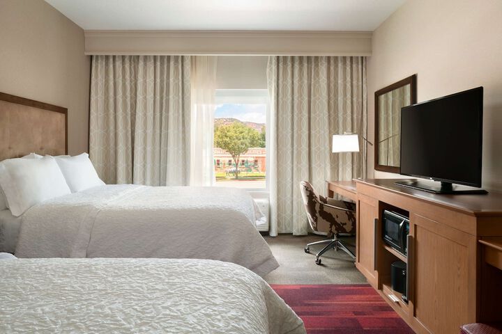 Room 9 of 24
