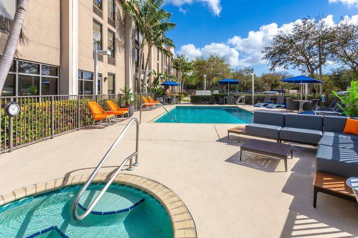 Hampton Inn Ft. Lauderdale-Commercial Blvd.
