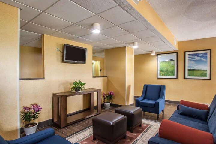 Quality Inn Hayti North