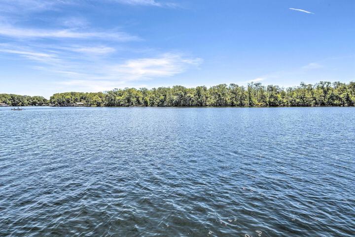 Anglers Getaway: Homosassa Home w / Boat Dock!