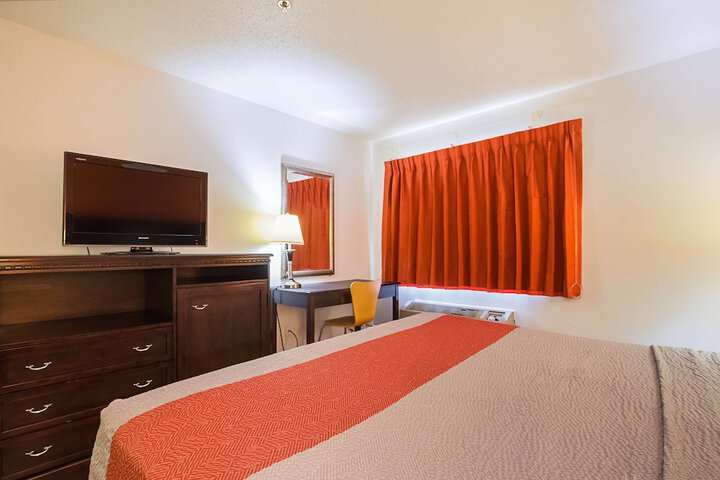 Room 28 of 31