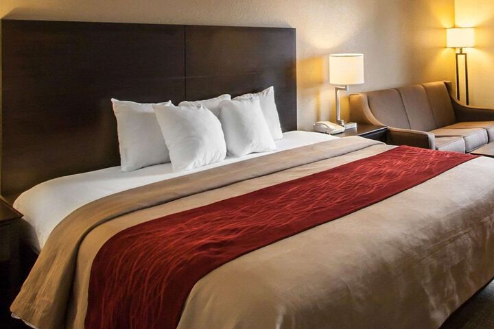 Quality Inn Hayti North