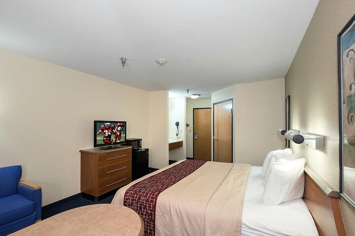 Room 25 of 29
