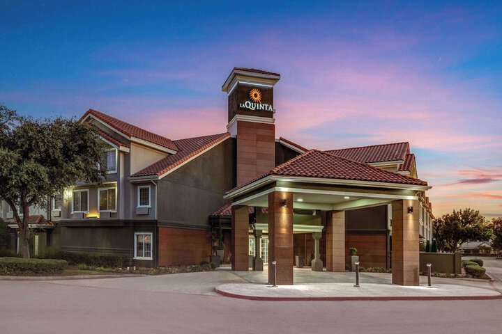 Hotel 5 of 48