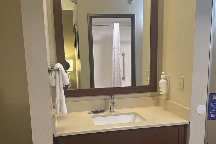Wingate by Wyndham Pittsburgh / West Mifflin