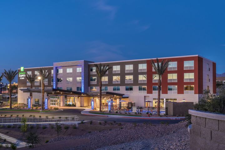Hotel 2 of 54