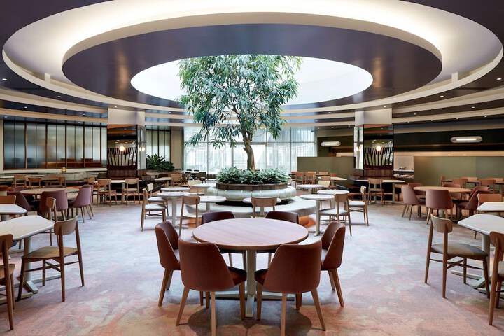 DoubleTree by Hilton Montreal