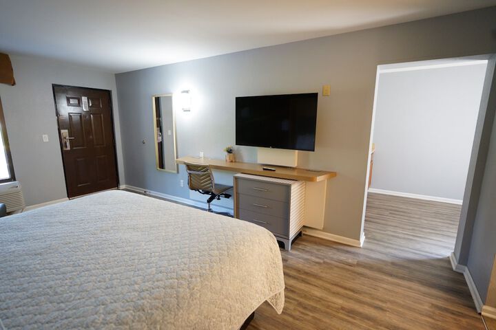 Room 25 of 35