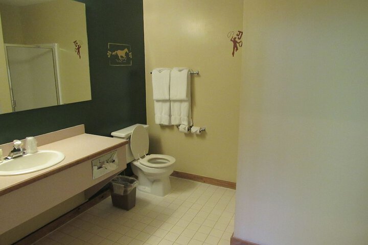 Room 44 of 85