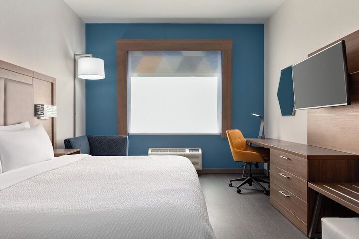 Holiday Inn Express Hotel & Suites Mesquite by IHG
