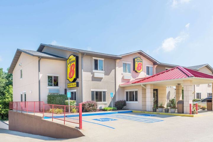Hotel 2 of 21