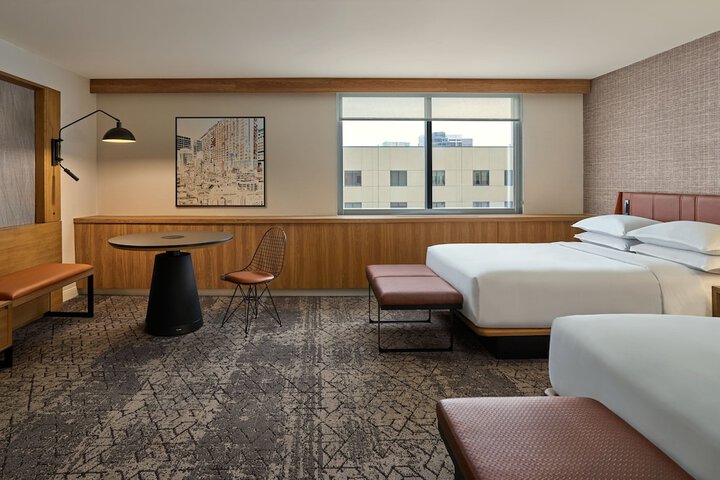 Room 43 of 146