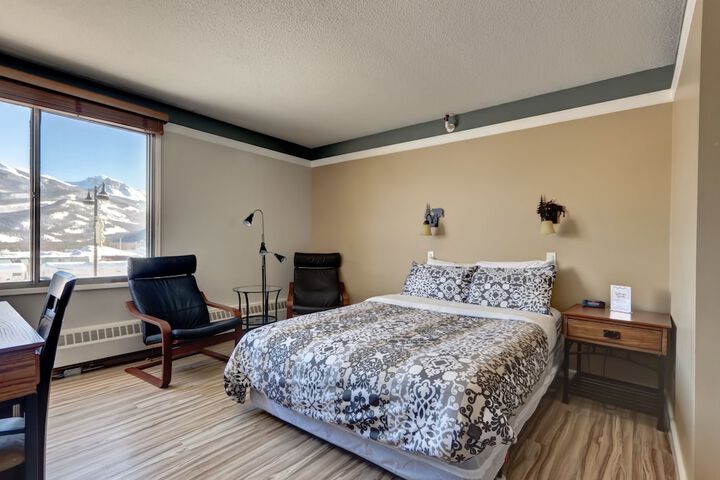 Room 40 of 52