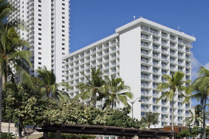 Alohilani Resort Waikiki Beach